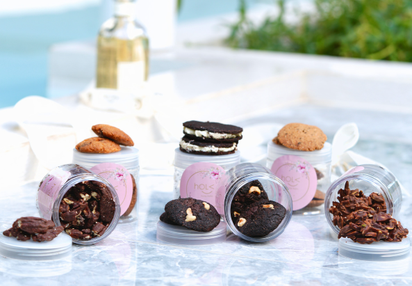 Keto Chocolate Dipped Nuts & Cookies Assortment Keto Chocolate Dipped Nuts & Cookies Assortment