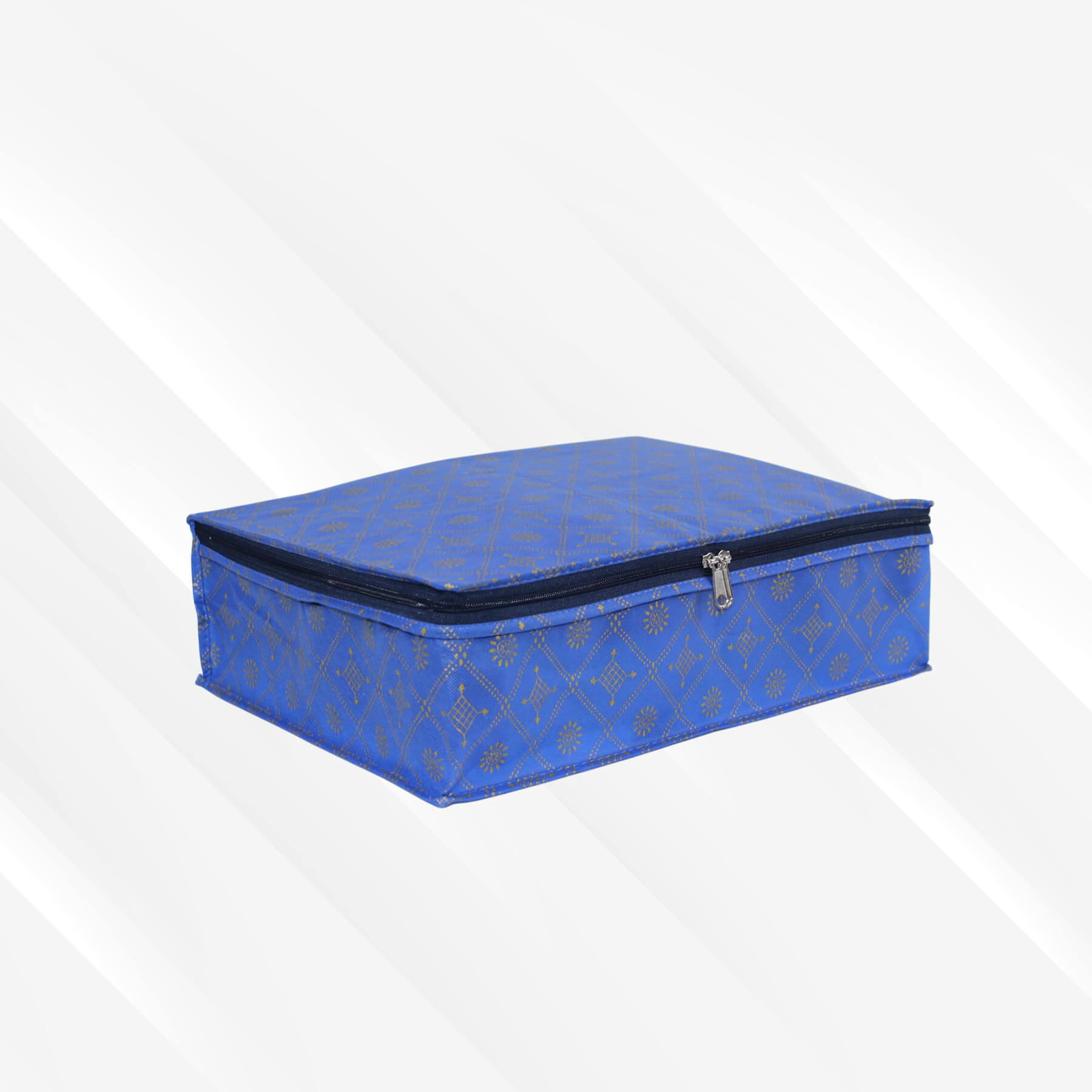 <p>Material : PVC + NONWOVAN</p><p>Colour&nbsp; &nbsp; : Blue</p><p>Product&nbsp; : 16X12X8</p><p>weight&nbsp; &nbsp;: 60 grm</p><p>Closure Type : Zipper&nbsp;</p><p>Water Resistance Leve :&nbsp; Not Water Resistant</p><div><br></div>