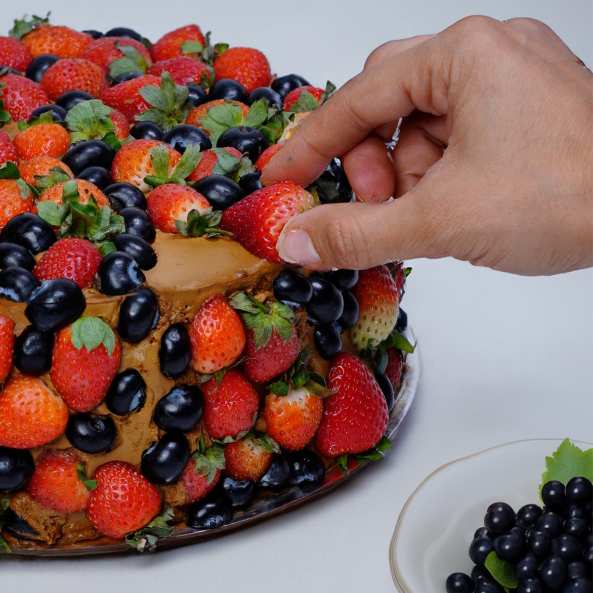 Berry Bliss Cake HOLA Keto Delivery in Dubai, Abu Dhabi, Sharjah, Al Ain, Fujairah, Ajman & Ras Al Khaimah UAE 2